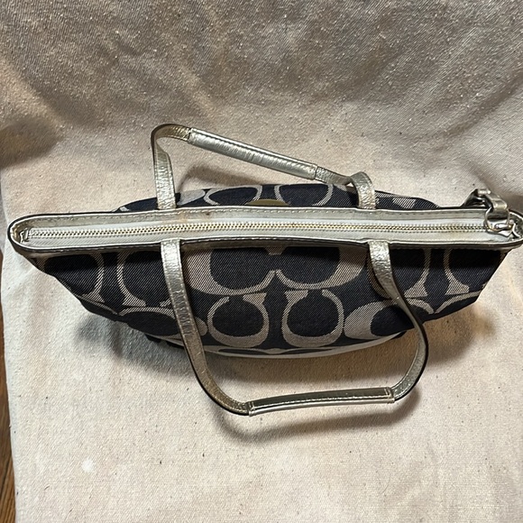 COACH Denim on Silver Shoulder Bag! - Picture 7 of 16